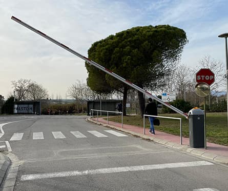 BARRERA PARKING INENSIVO