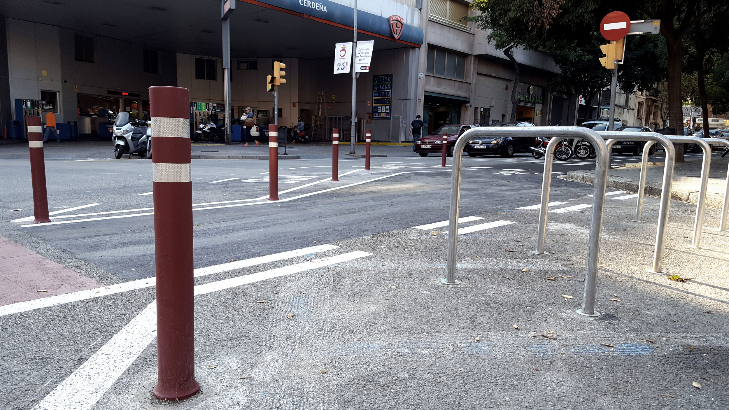 Aparca bicicletas estándar Universal 