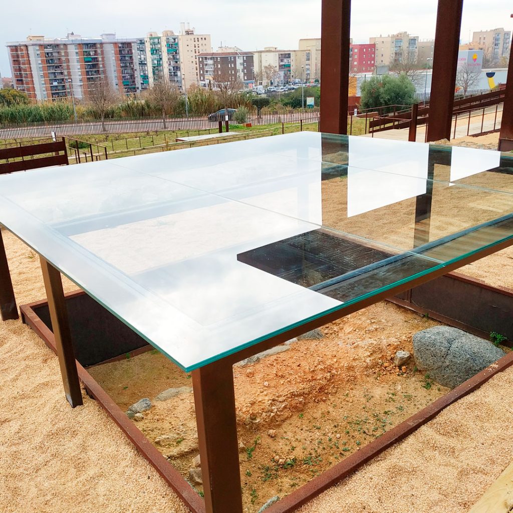 expositores en acero corten barcelona Teia