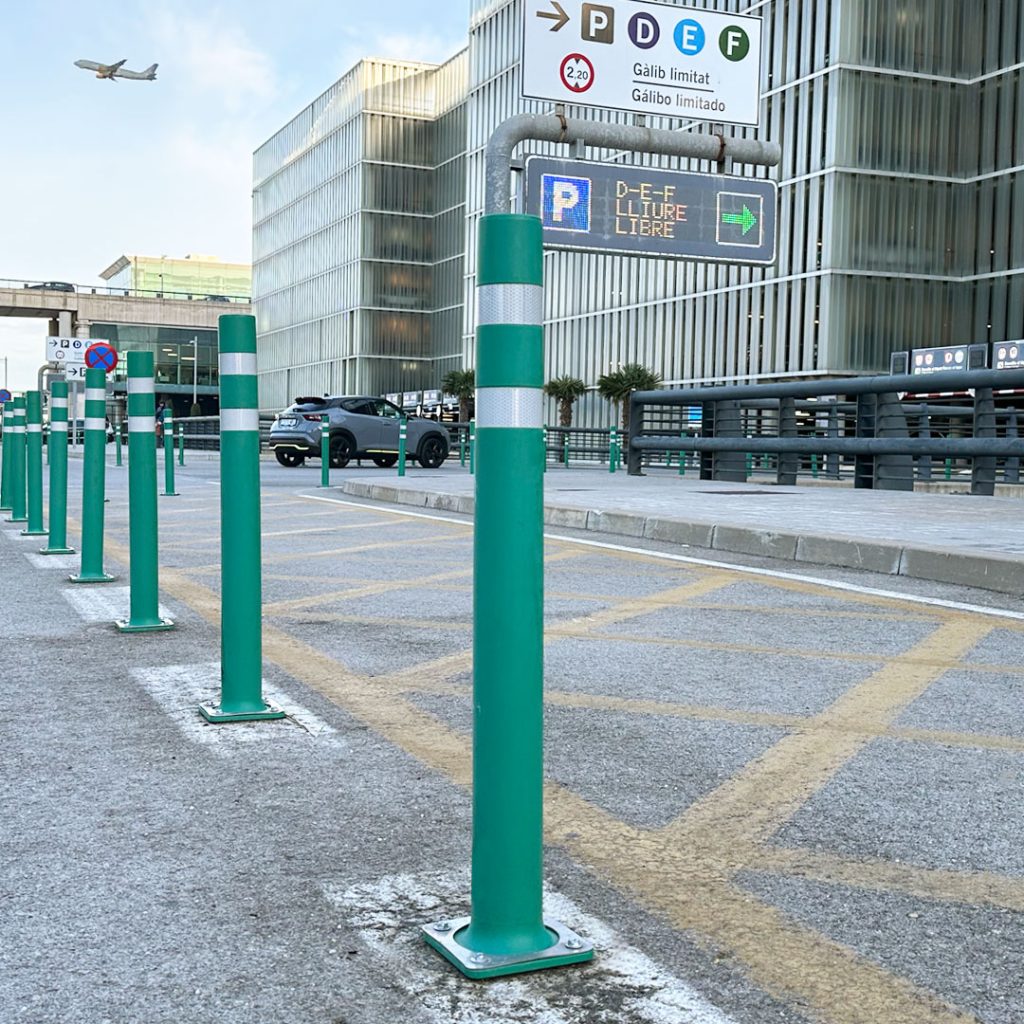 pilonas flexibles instaladas en aeropuerto barcelona