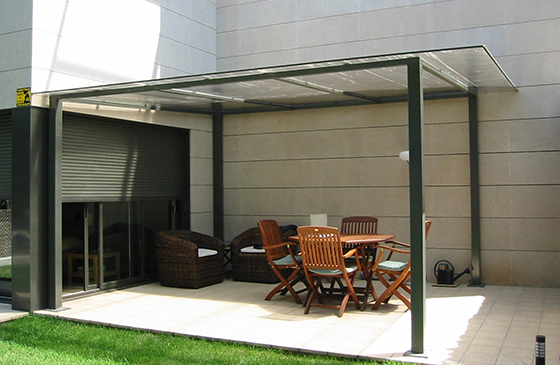 pergola de hierro instalada