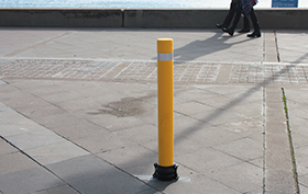 pilona a-flex amarilla instalacion tornillo