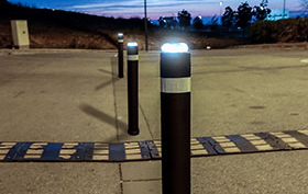 pilona flexible luminosa a-blen led solar pilona flexible luminosa a-blen led solar