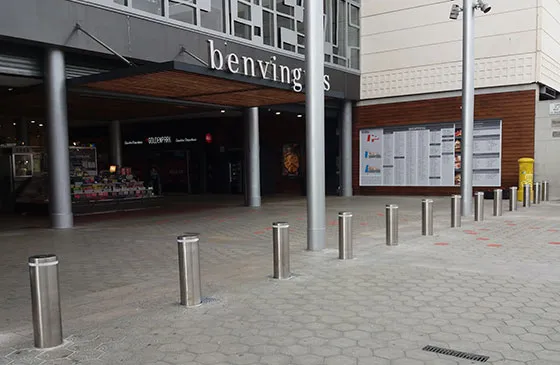 bolardos seguridad sydney instaladas centro comercial la maquinista bolardos seguridad sydney instaladas centro comercial la maquinista