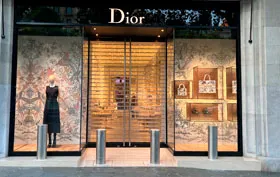 pilonas estamoteables de seguridad tienda dior pilonas estamoteables de seguridad tienda dior
