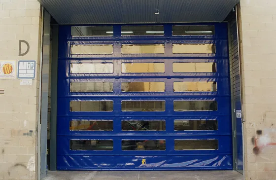 puerta apilable rapida instalada puerta apilable rapida instalada