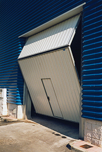 puerta basculante industrial puerta basculante industrial