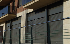 puerta enrollable hierro instalada puerta enrollable hierro instalada