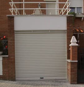 puerta enrollable hierro instalada puerta enrollable hierro instalada