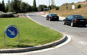 señal de trafico instalada señal de trafico instalada