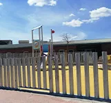 vallado parque infantil parc